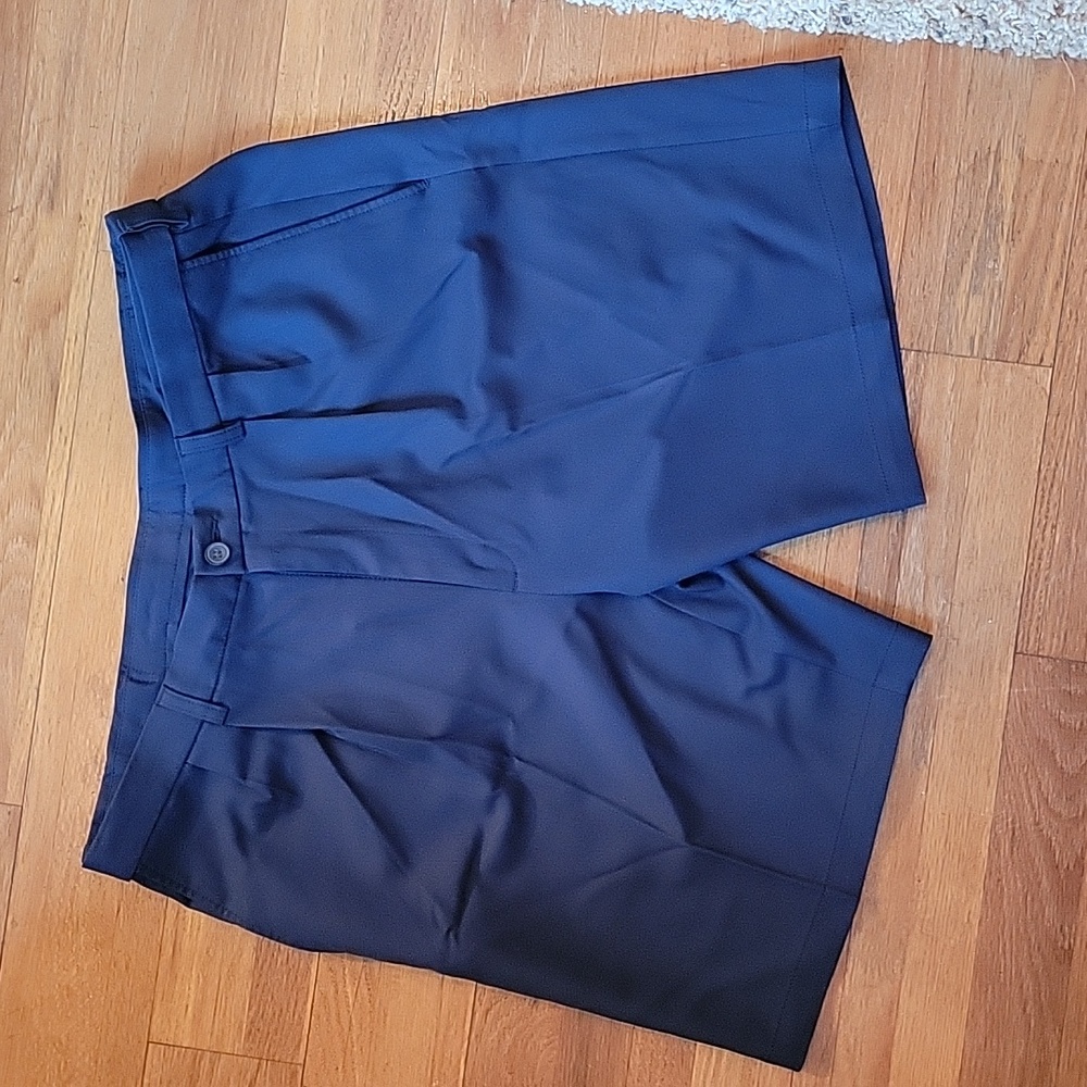 Cool 18 Pro Mens Golf Shorts Pleated Front Country Club Adjustable 40 Navy Blue
